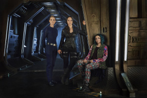 DARK MATTER -- Season:1 -- Pictured: (l-r) Zoie Palmer as The Android, Melissa O'Neil as Two, Jodelle Ferland as Five -- (Photo by: Dennys/Ilic/Syfy)