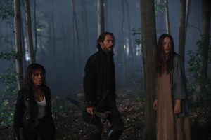 sleepy-hollow-season-2-blu-ray-dvd-SH_Ep_205_The_Weeping_Lady_Ext_Wooded_Area_3402_rgb