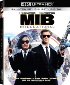 4255523_MIB_INTERNATIONAL_4K-UHD_Outersleeve_FrontLeft