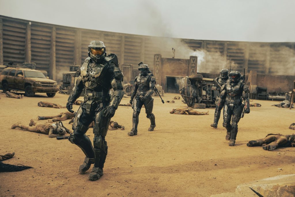 Halo Pablo Schreiber as Master Chief, Kate Kennedy as Kai, Natasha Culzac as Riz and Bentley Kalu as Vannak in Halo Season 1, Episode 1, streaming on Paramount+. Photo Credit: Adrienn Szabo/Paramount+