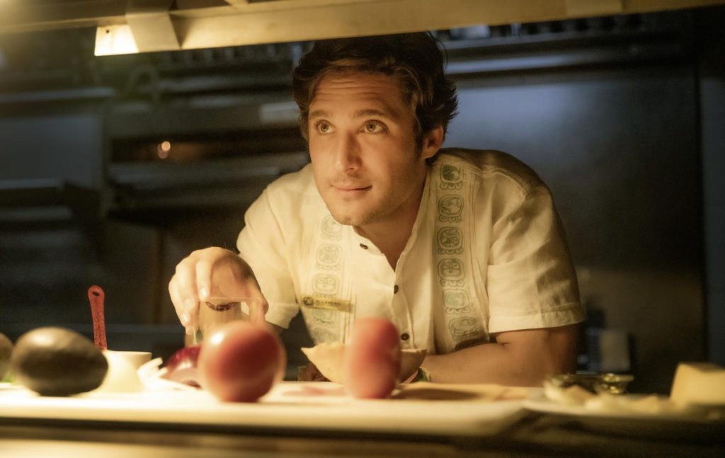 Diego Boneta stars as Alejandro in AT MIDNIGHT streaming on Paramount +. Produced by Paramount’s International Studios, Three Amigos, Automatik, and Teorama, the film will stream exclusively on Paramount + in time for Valentine’s Day on Friday, February 10th, 2023. CREDIT: Camila Jurado/Paramount + © 2022 Viacom International Inc. All Rights Reserved.